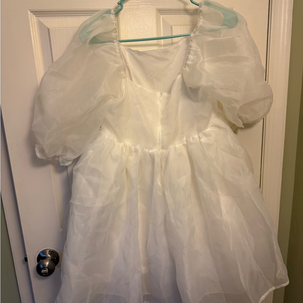 Stylish White Puff Sleeve Dress